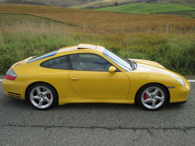 Porsche 911 Carrera 4S Turbo